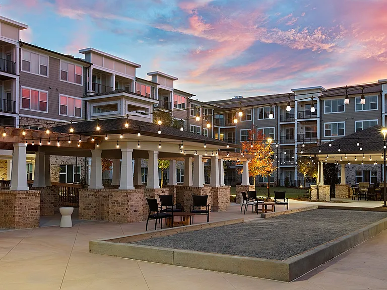 Stonepointe 55+ Apartments — Photo 31