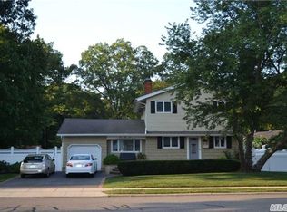159 Sawyer Ave, Babylon, NY 11704