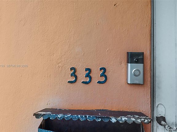 2nd image of 333 SW 30th Ave