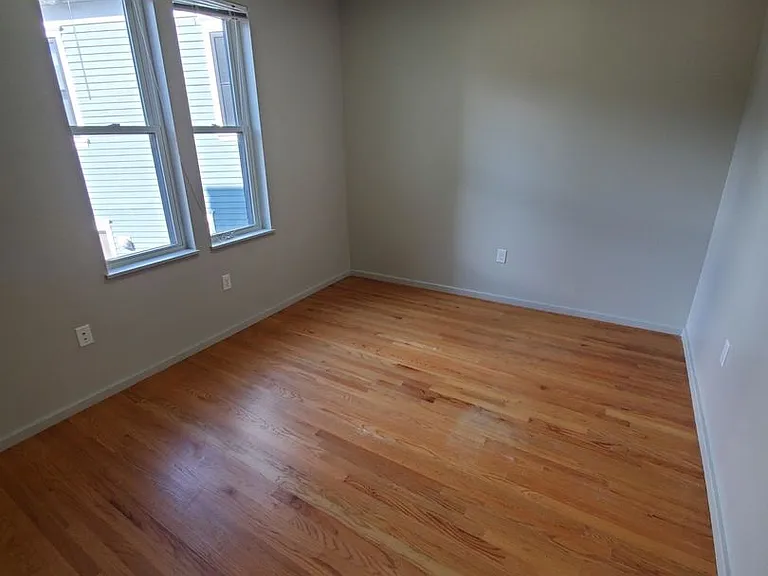 57 Glenville Ave — Photo 8