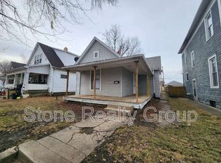 1715 S 9th St, Terre Haute, IN 47802