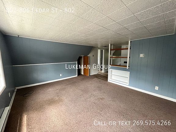 3rd image of 802-806 W Cedar St #802