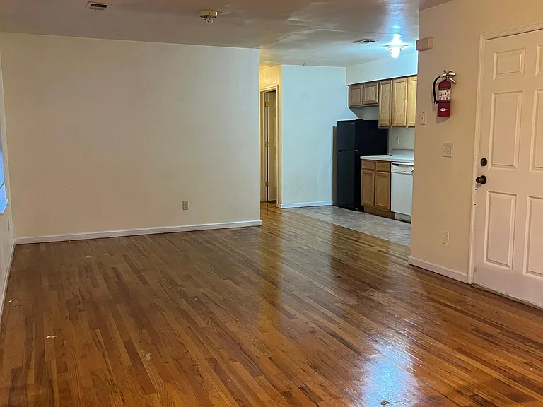 318 Magnolia Ave #2 — Photo 36