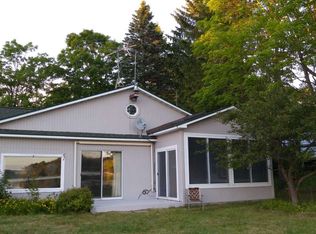 7507 Gregory Dr, Central lake, MI 49622