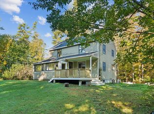 8 Leeward Cove Rd, Brunswick, ME 04011