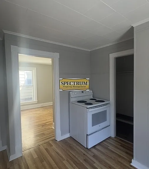 90 Elm St #5 — Photo 2