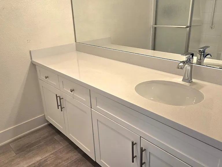 11230 Camarillo St #101 — Photo 19