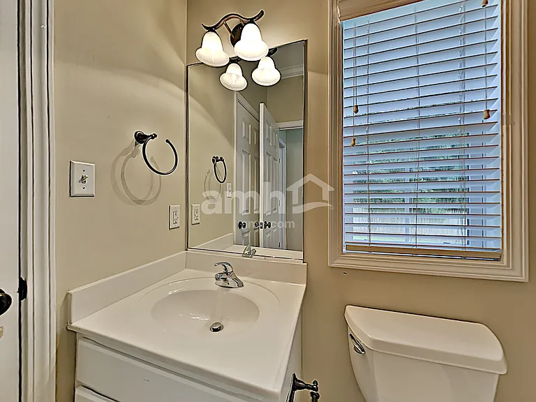 830 Tully Rd — Photo 16