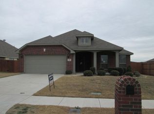 514 Royal Ln, Midlothian, TX 76065