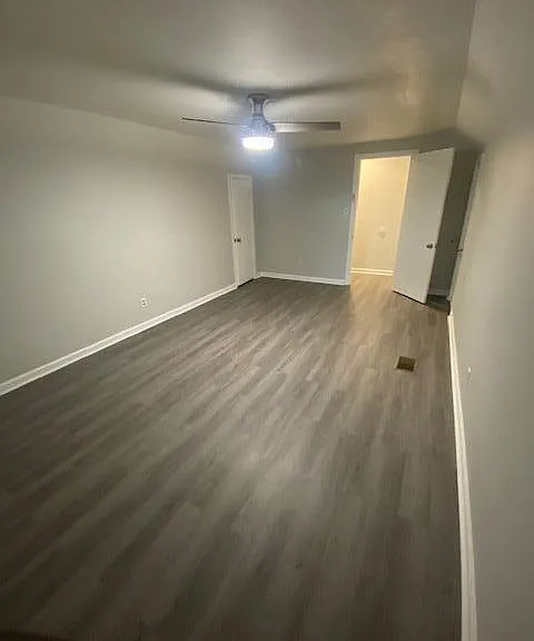 568 Anniston Dr — Photo 14