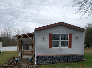 206 East St, Caledonia, OH 43314