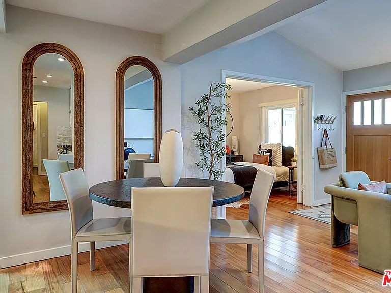 8326 Ridpath Dr — Photo 22