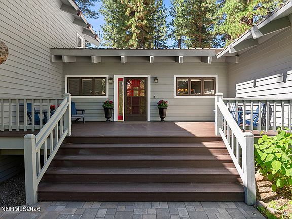 3rd image of 730 Martis Peak Dr