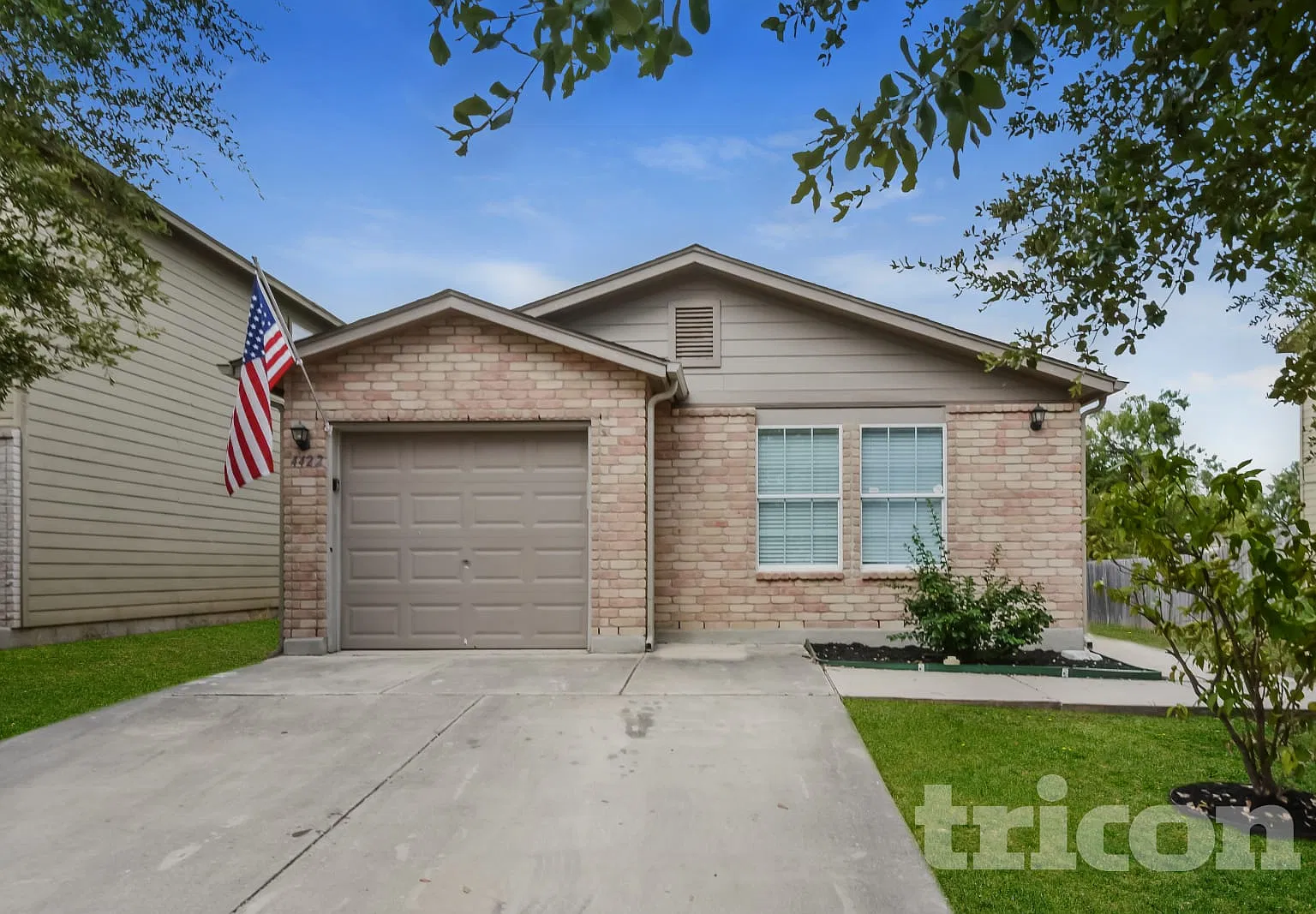 4422 Waldon Pond San Antonio TX — Photo 1