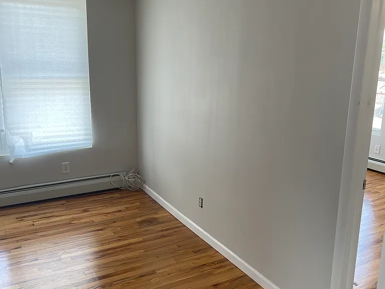 1294 Forest Ave #2 — Photo 2