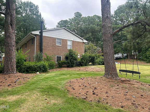4th image of 3401 Victor Pl