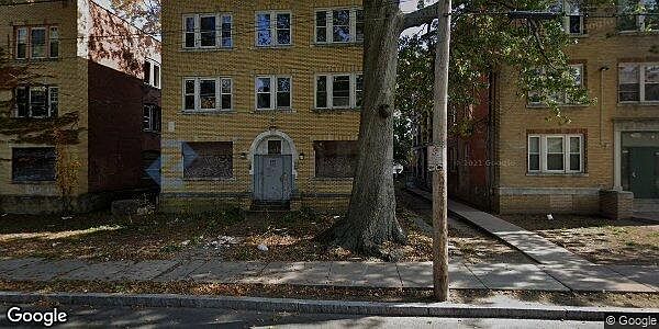 1st image of 204-206 Magnolia St #2R