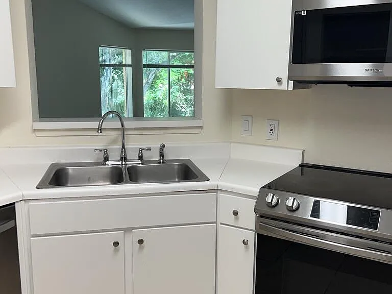2350 NW 33rd St #807 — Photo 15