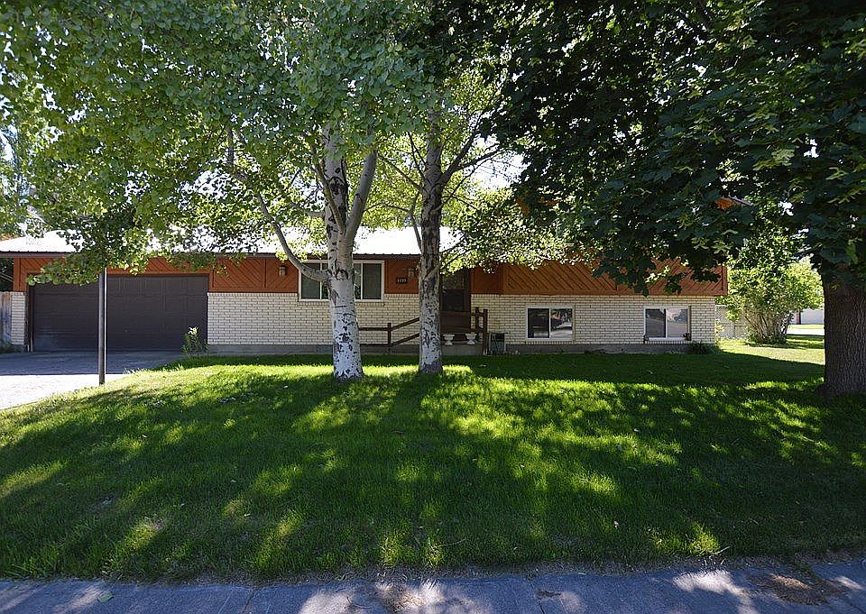 1st image of 1133 Dickson Ave