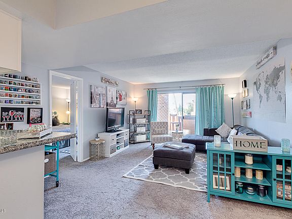 2nd image of 540 N May St APT 3105