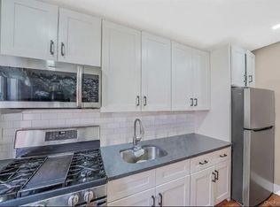 202-02 109th Ave #1, Saint Albans, NY 11412