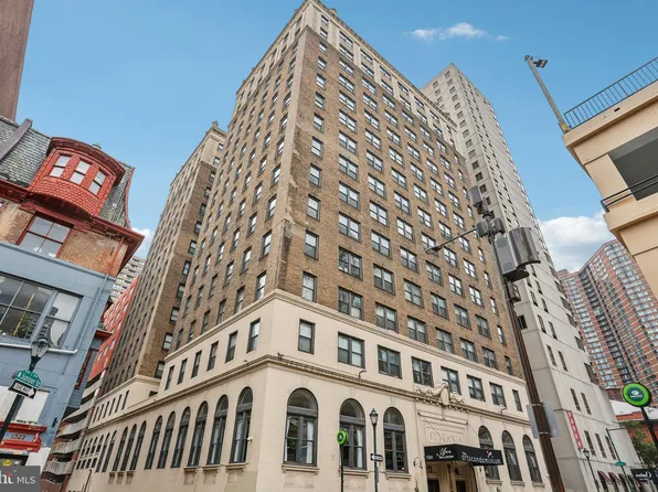 1324 Locust St APT 625, Philadelphia, PA 19107