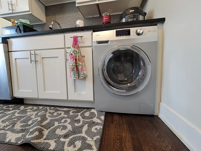 4226 N Clark St #2 — Photo 6