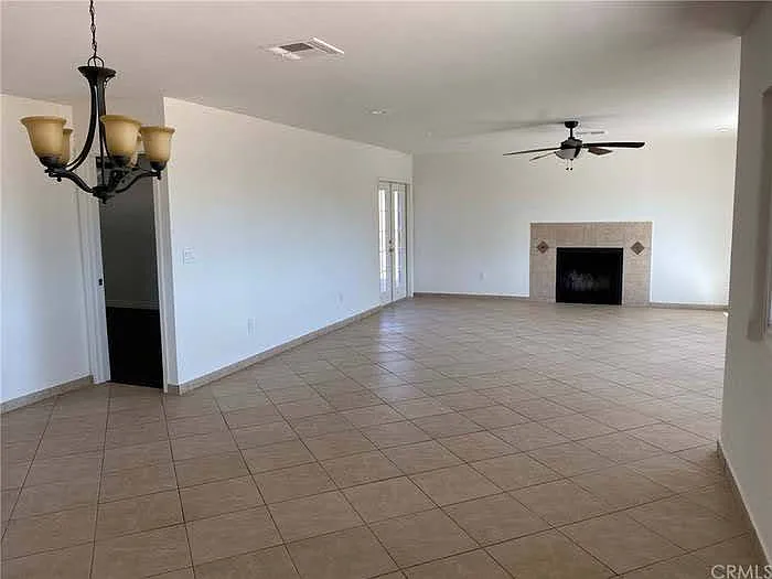 5524 Abronia Ave — Photo 2