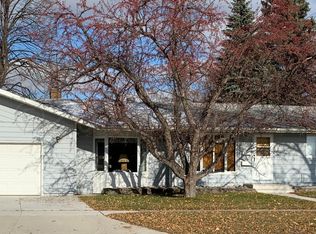 620 24th Ave S, Moorhead, MN 56560
