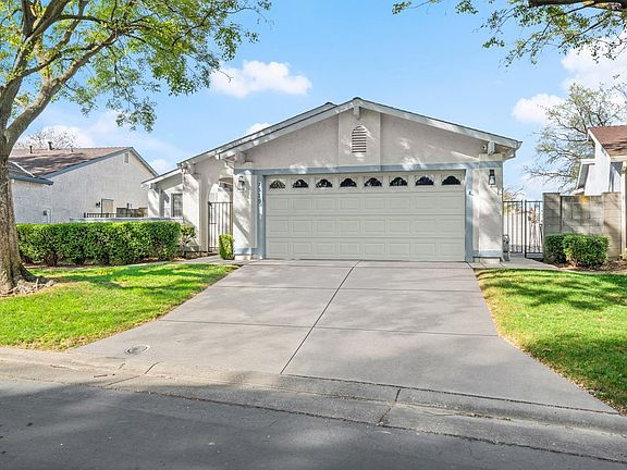2nd image of 7579 Sunmore Ln