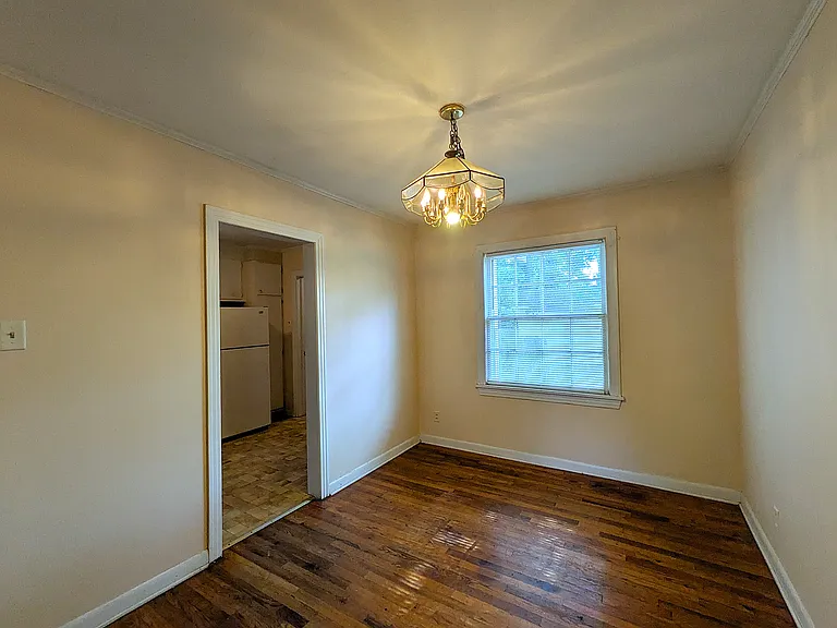 416 N 19th Ave — Photo 8