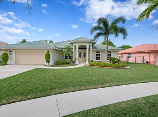 132 Pepper Tree Cres, Royal Palm Beach, FL 33411