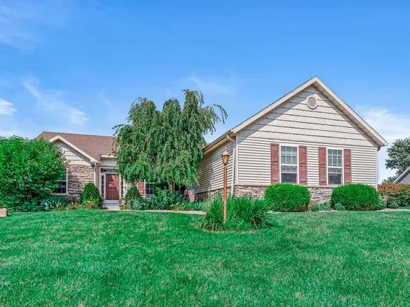 20467 Fieldstone Crossing Dr, Goshen, IN 46528