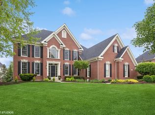 3N923 Ralph Waldo Emerson Ln, St Charles, IL 60175