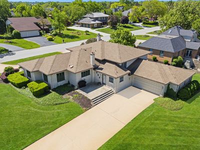 2 Hamilton Ln, Oak Brook, IL, 60523