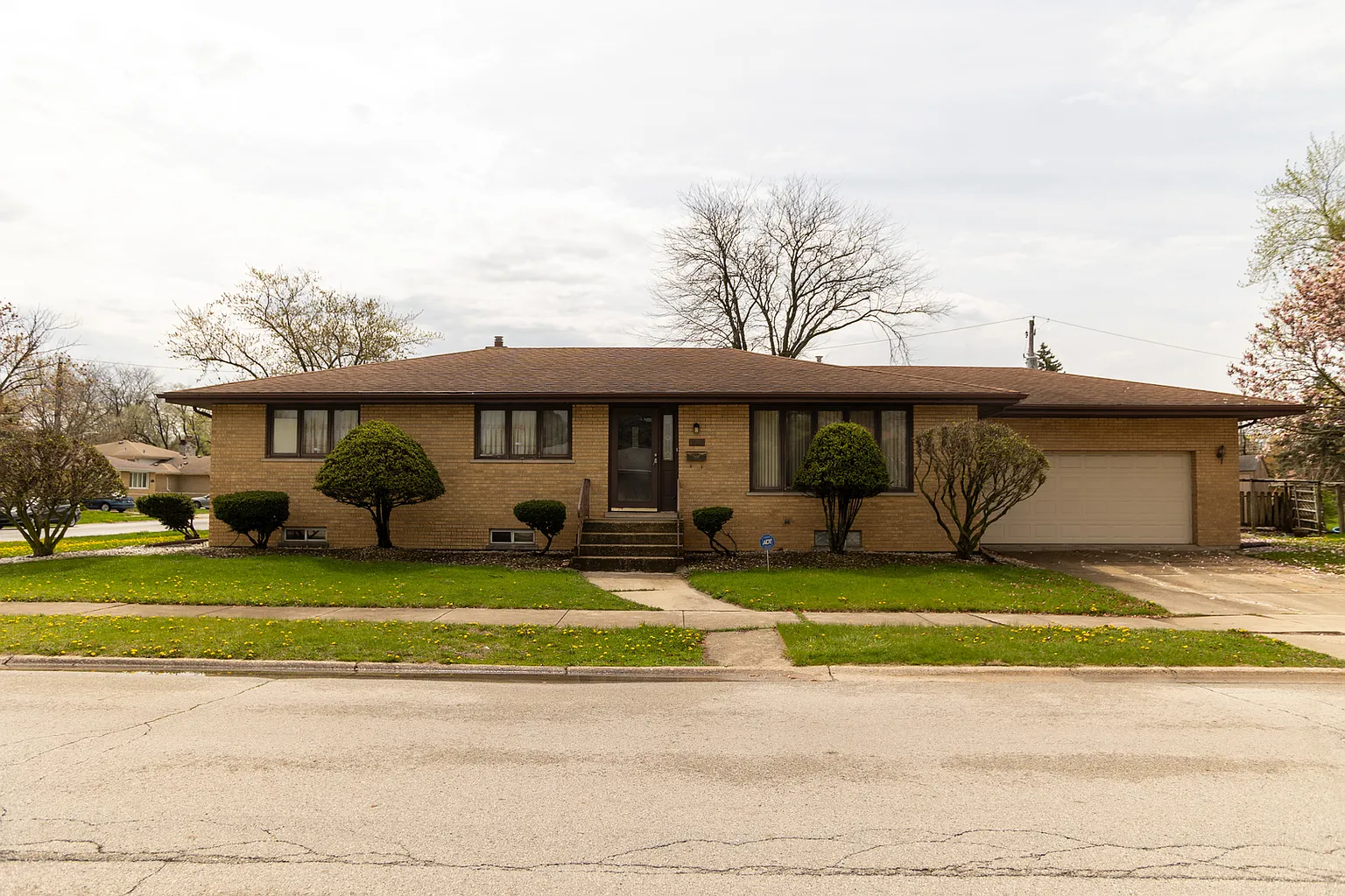 17246 Bernadine St photo 1