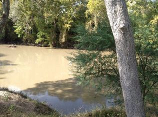 88 Cypress Valley Rd, Cuero, TX 77954