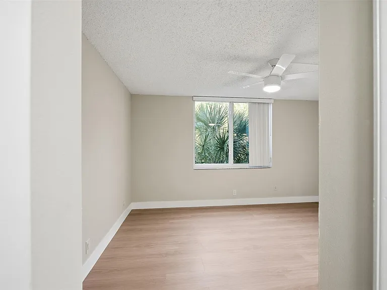 9430 Poinciana Pl #409 — Photo 13