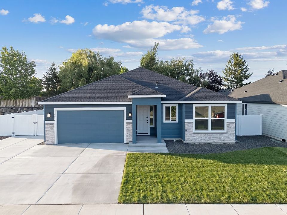 Sun Terrace Community by Aho Construction