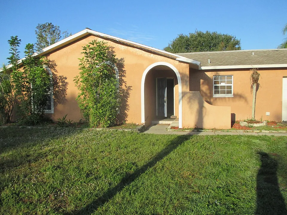1002 Jolly Rd
