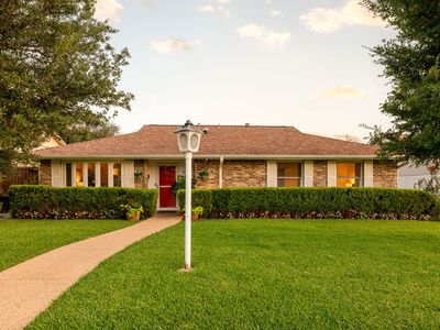 3134 Lockmoor Ln, Dallas, TX, 75220