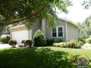 3705 SW 34th St, Topeka, KS 66614