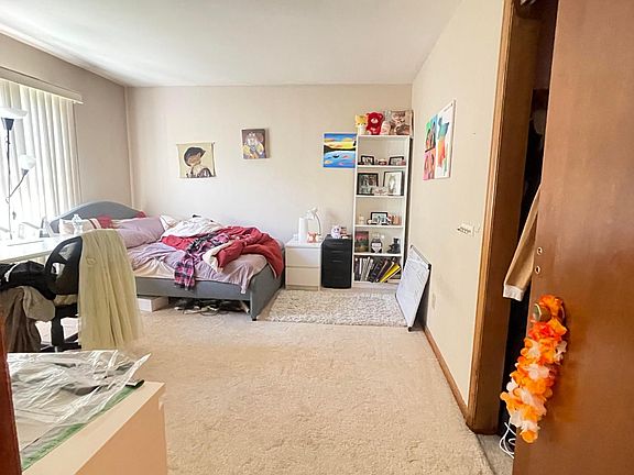 4th image of 432 Columbus Ave Floor 2