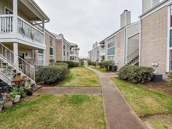 2nd image of 12660 Ashford Point Drive #507