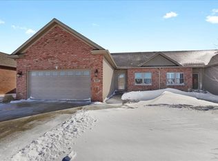 3907 Dunloe Pl, Bloomington, IL 61704