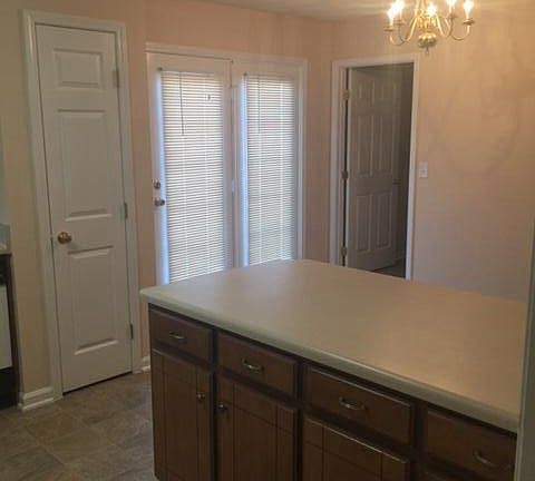 4th image of 1107 Maxie Ct