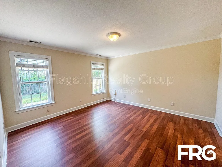 149 Emily Dr #B — Photo 6