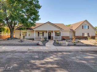 878 Royal Sceptor Way, Washington, UT 84780