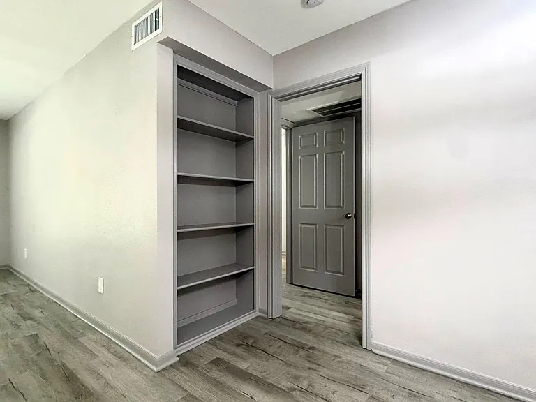 1311 Antoine Dr #219 — Photo 12