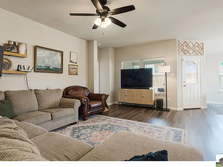 110 Ayla Marie Dr — Photo 6